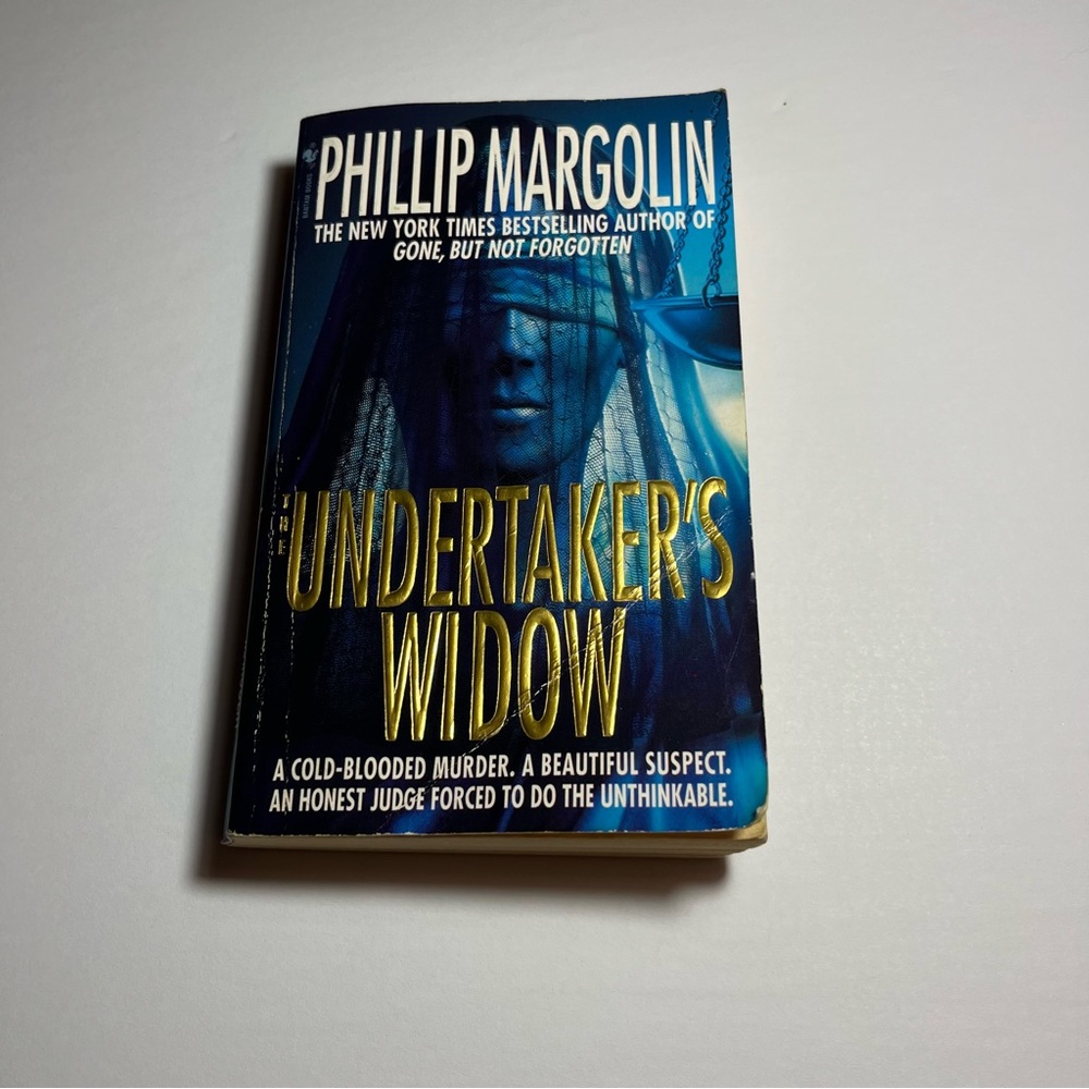 Phillip Margolin The Undertaker’s Widow Book